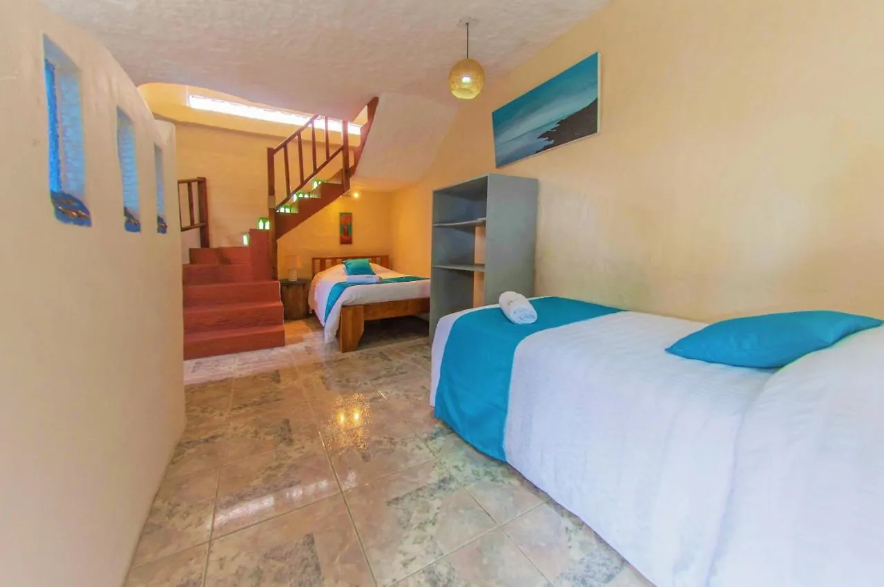 Casa Del Lago Lodging House Puerto Ayora  Puerto Ayora (Galapagos Islands)